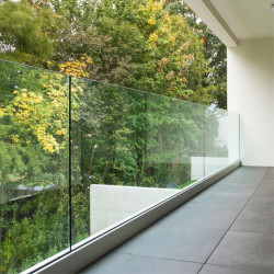 Glass balustrades in Bradford
